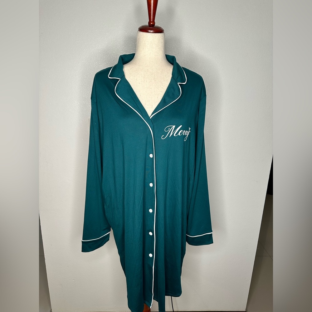 Christmas sleepwear! Color Green Size XXL